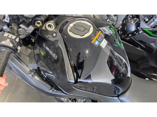 Thumbnail 8 of Kawasaki Z H2 Pre-registered special offer!