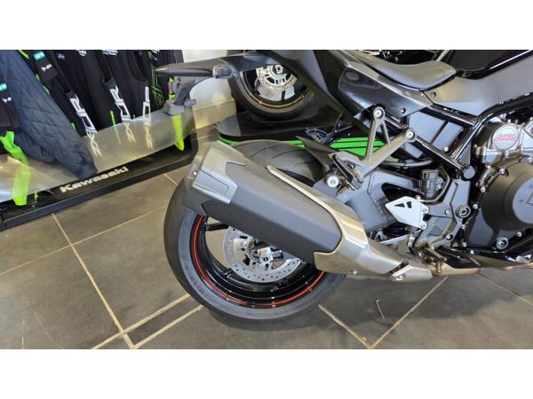 Thumbnail 17 of Kawasaki Z H2 Pre-registered special offer!