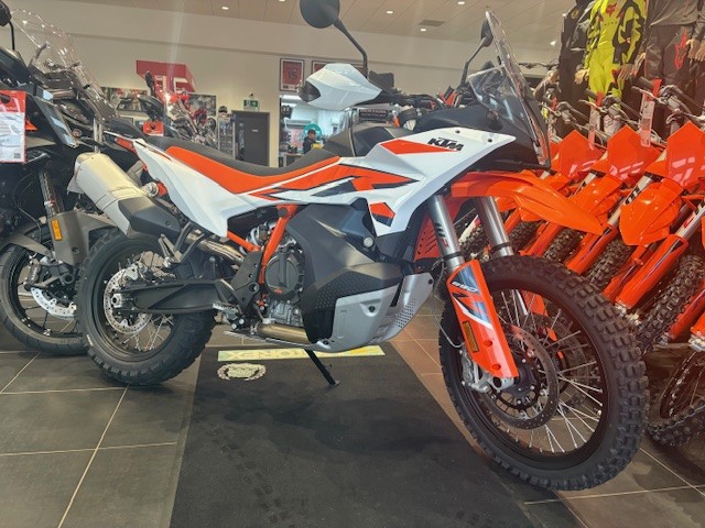 KTM 890 ADVENTURE R