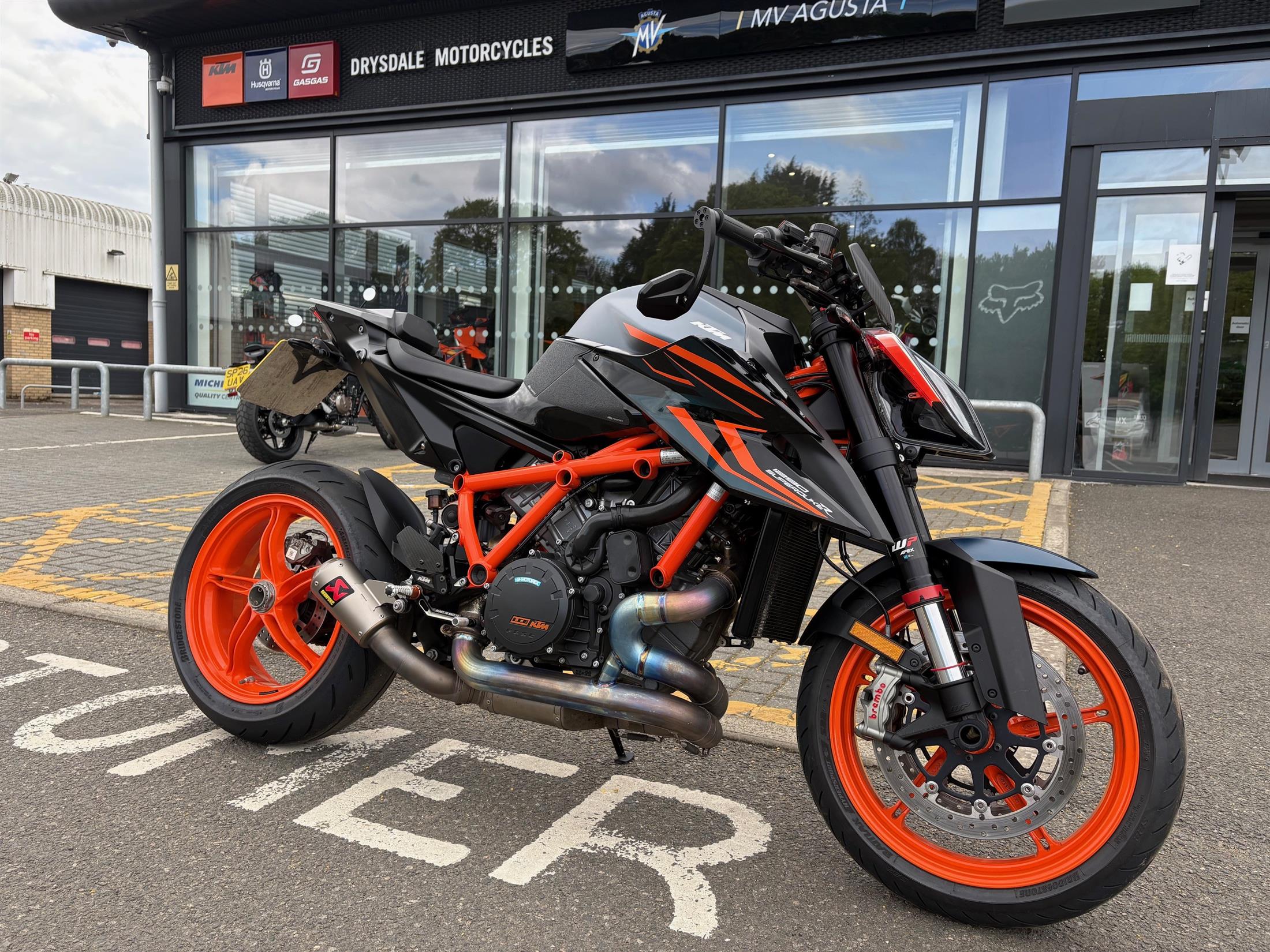 KTM 1290 SUPERDUKE R