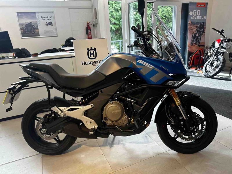 2024 C F MOTO CFM650MT BLUE