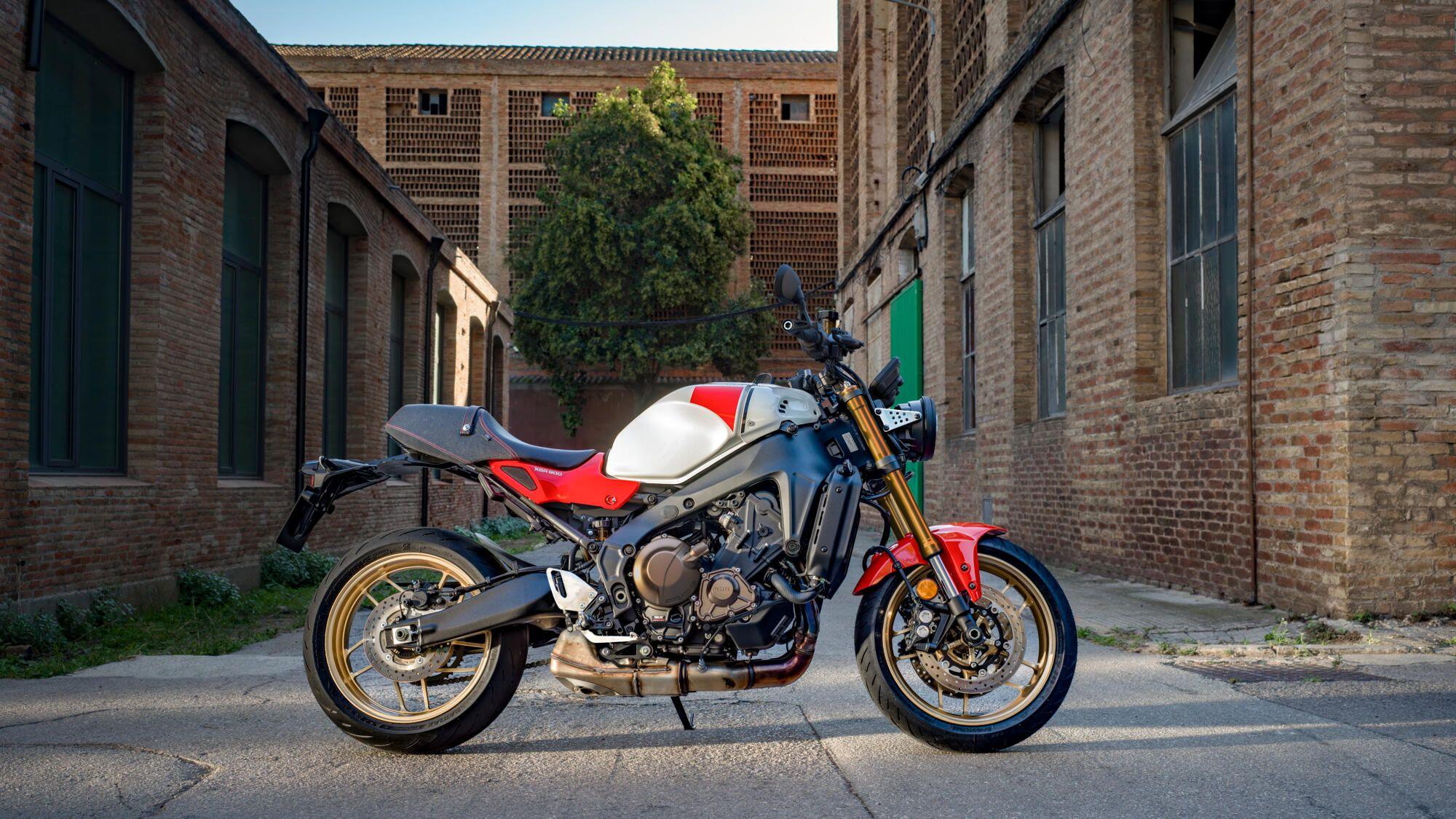 New Yamaha XSR900