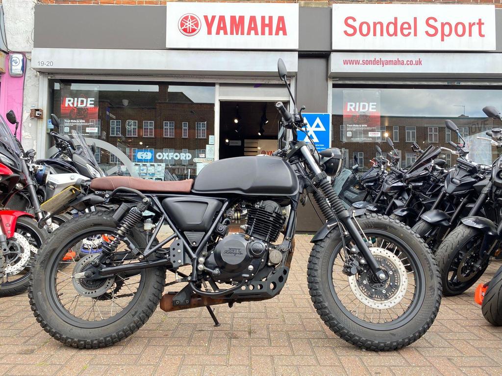 MUTT AKITA 250