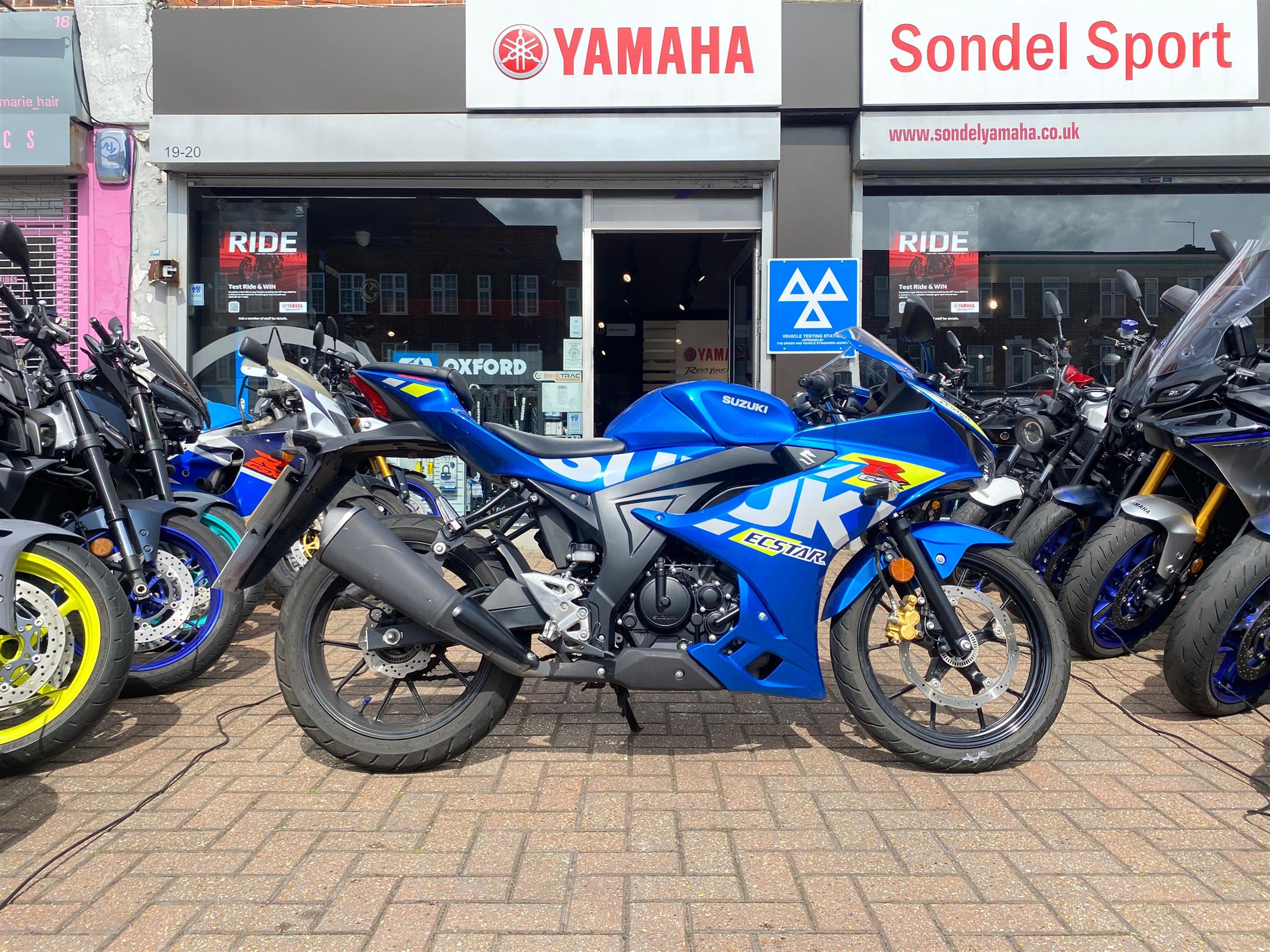 SUZUKI GSXR125