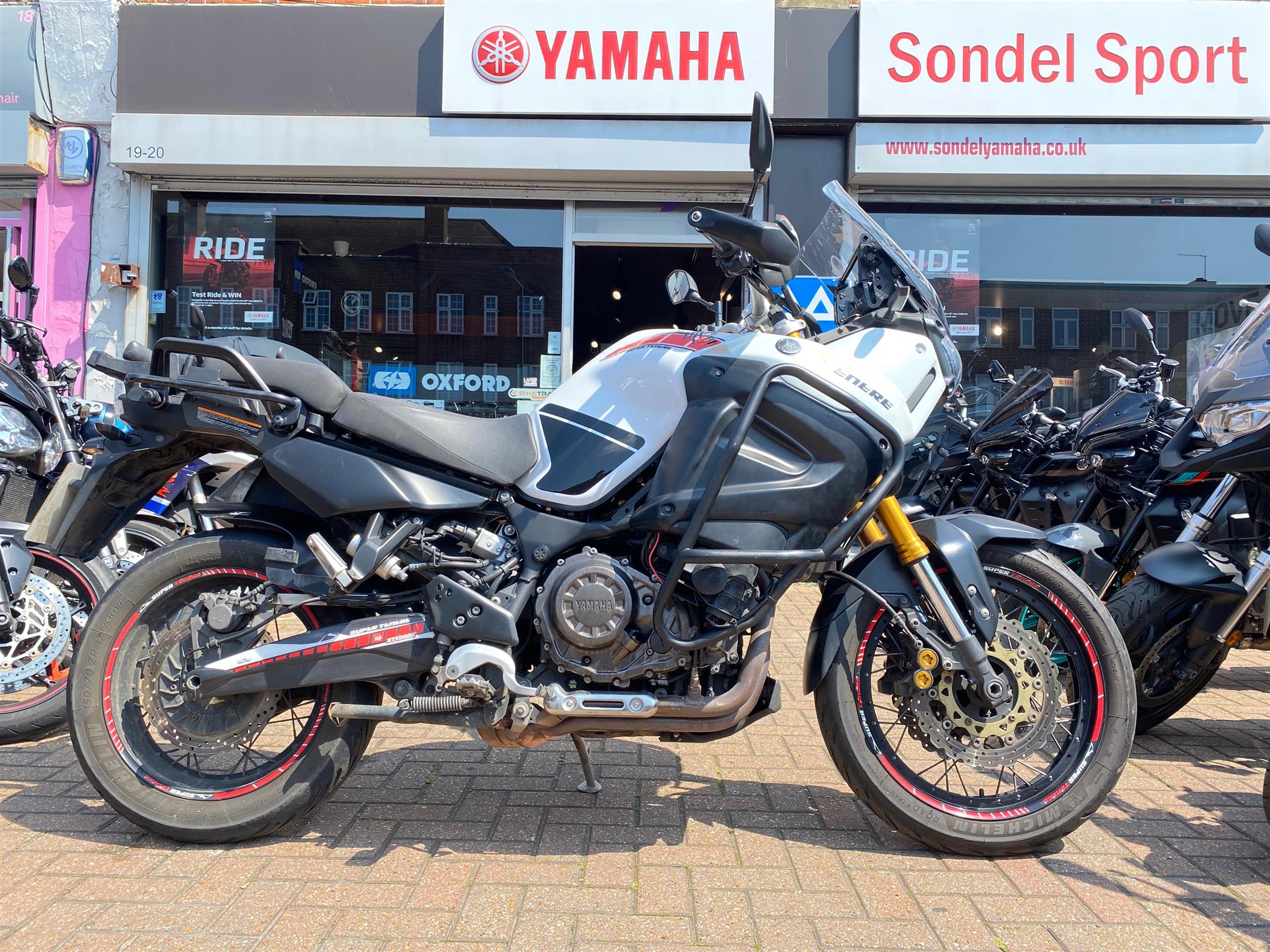 YAMAHA XT1200ZE SUPER TENERE