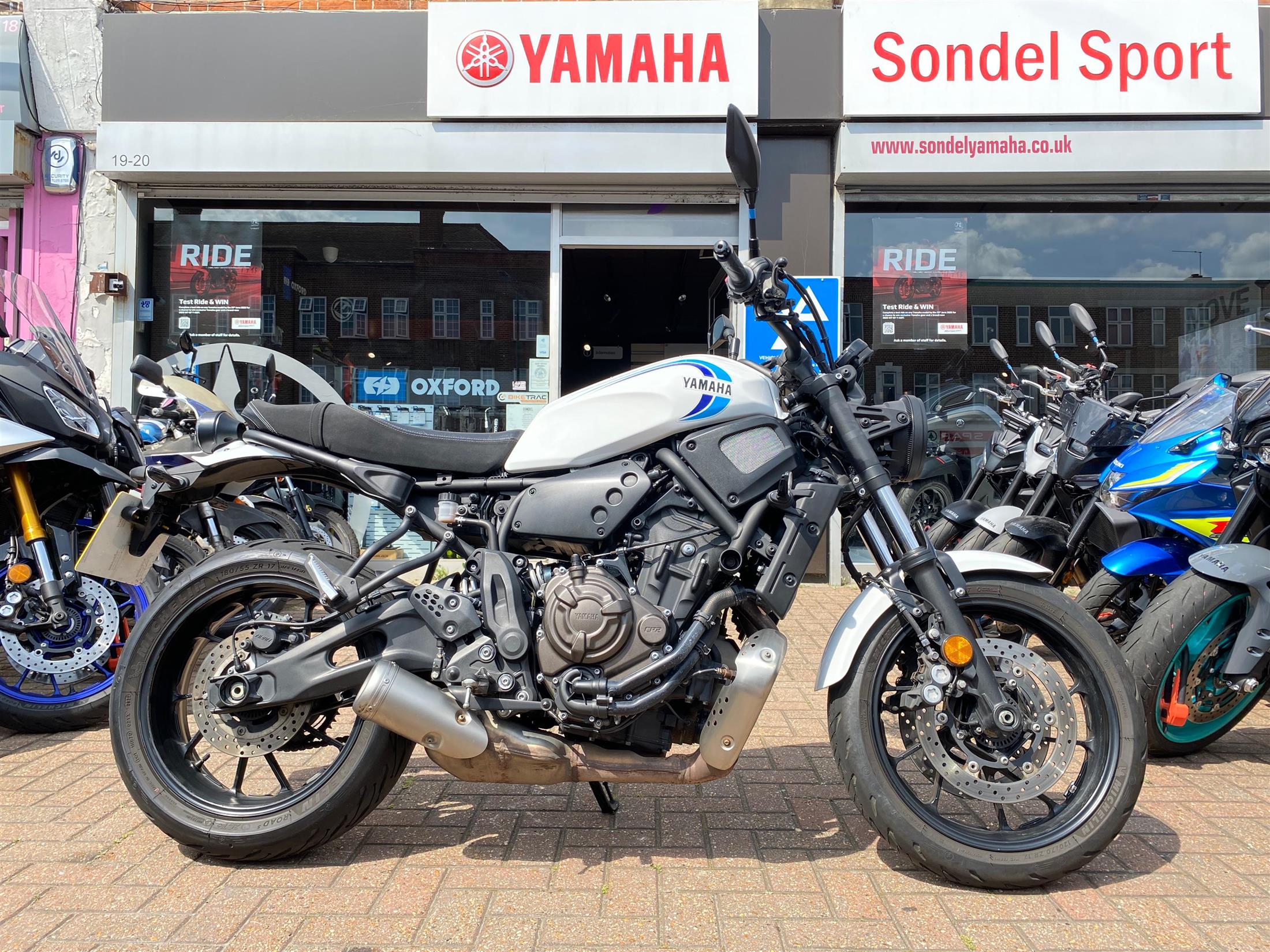 Yamaha XSR700