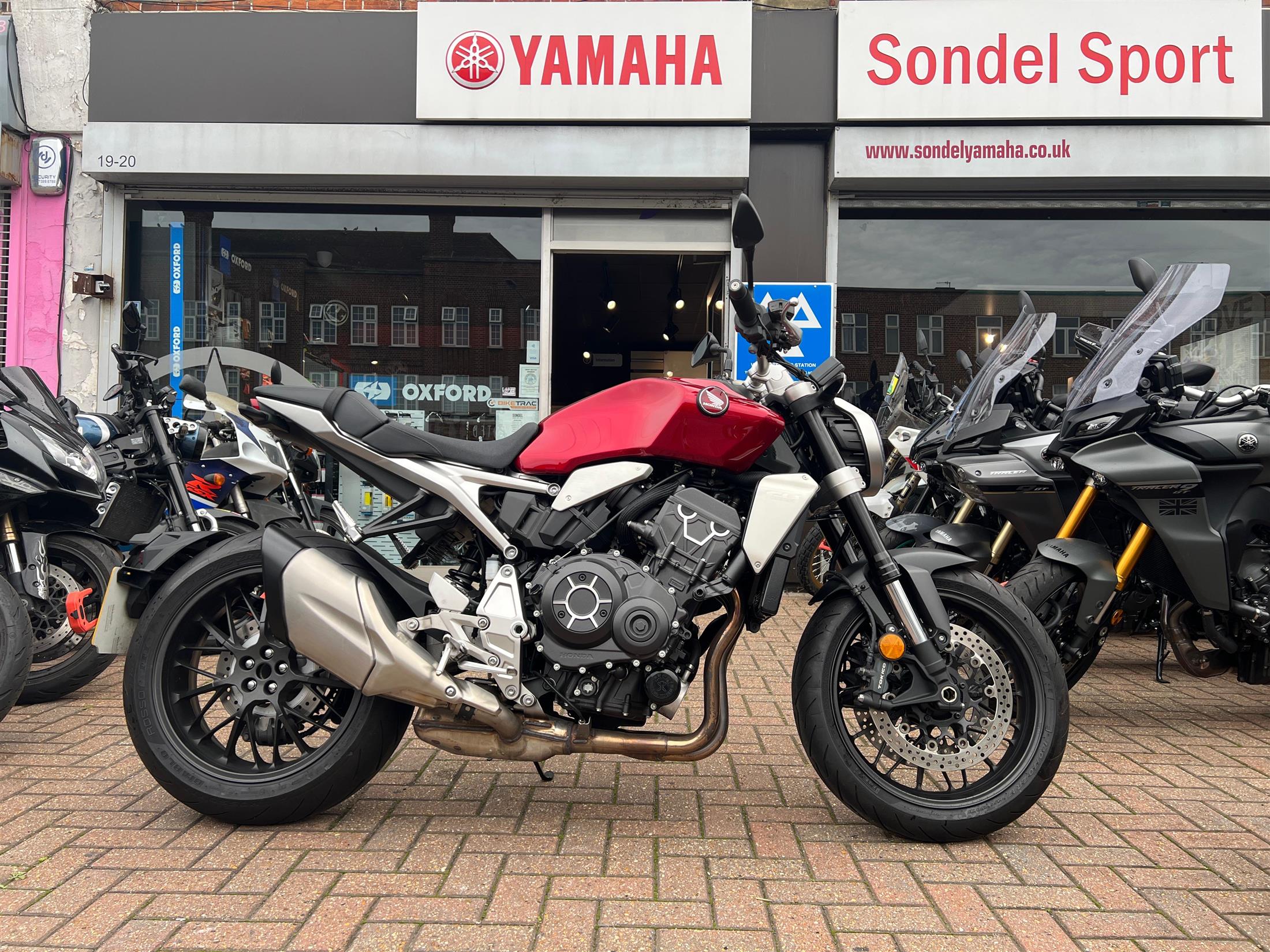 HONDA CB1000R
