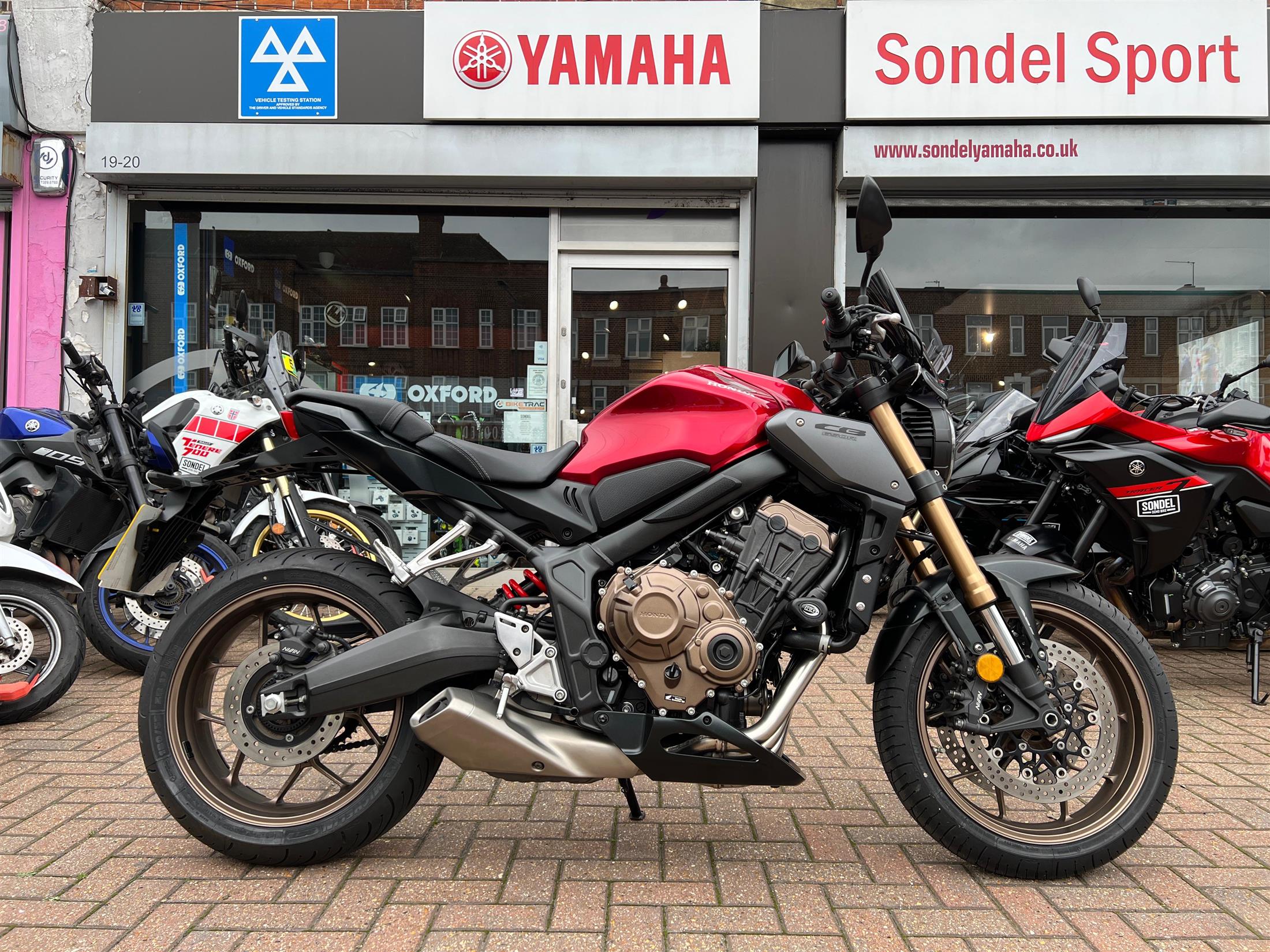 HONDA CB650R