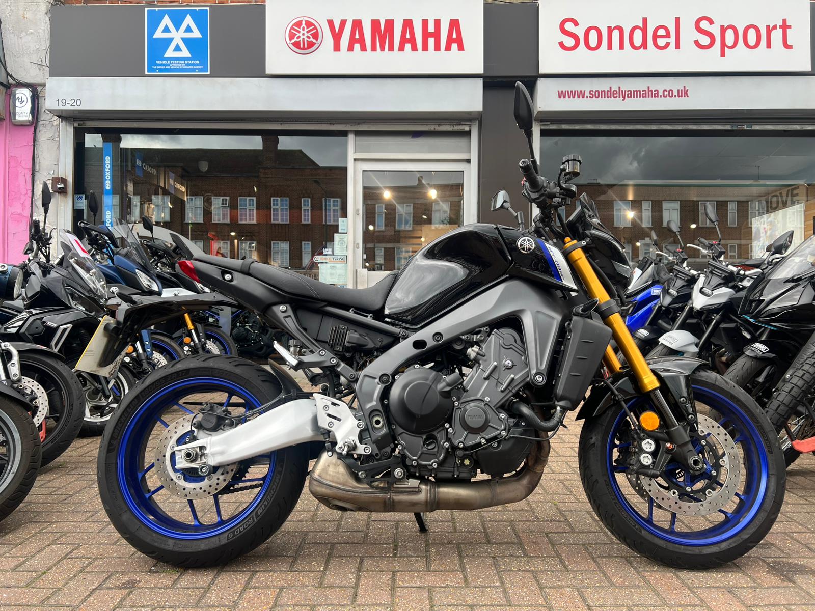 YAMAHA MT09 SP