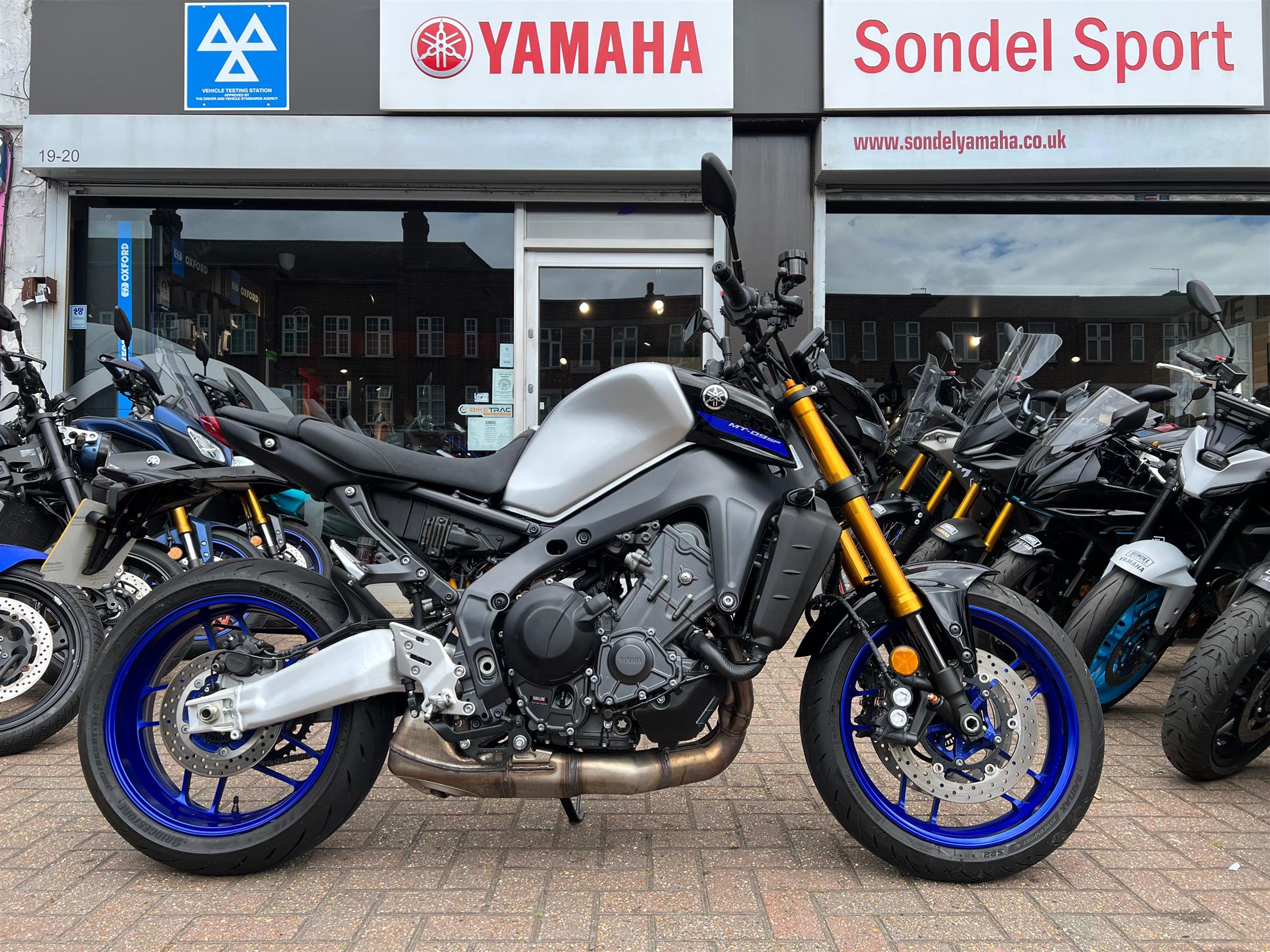 YAMAHA MT09 SP