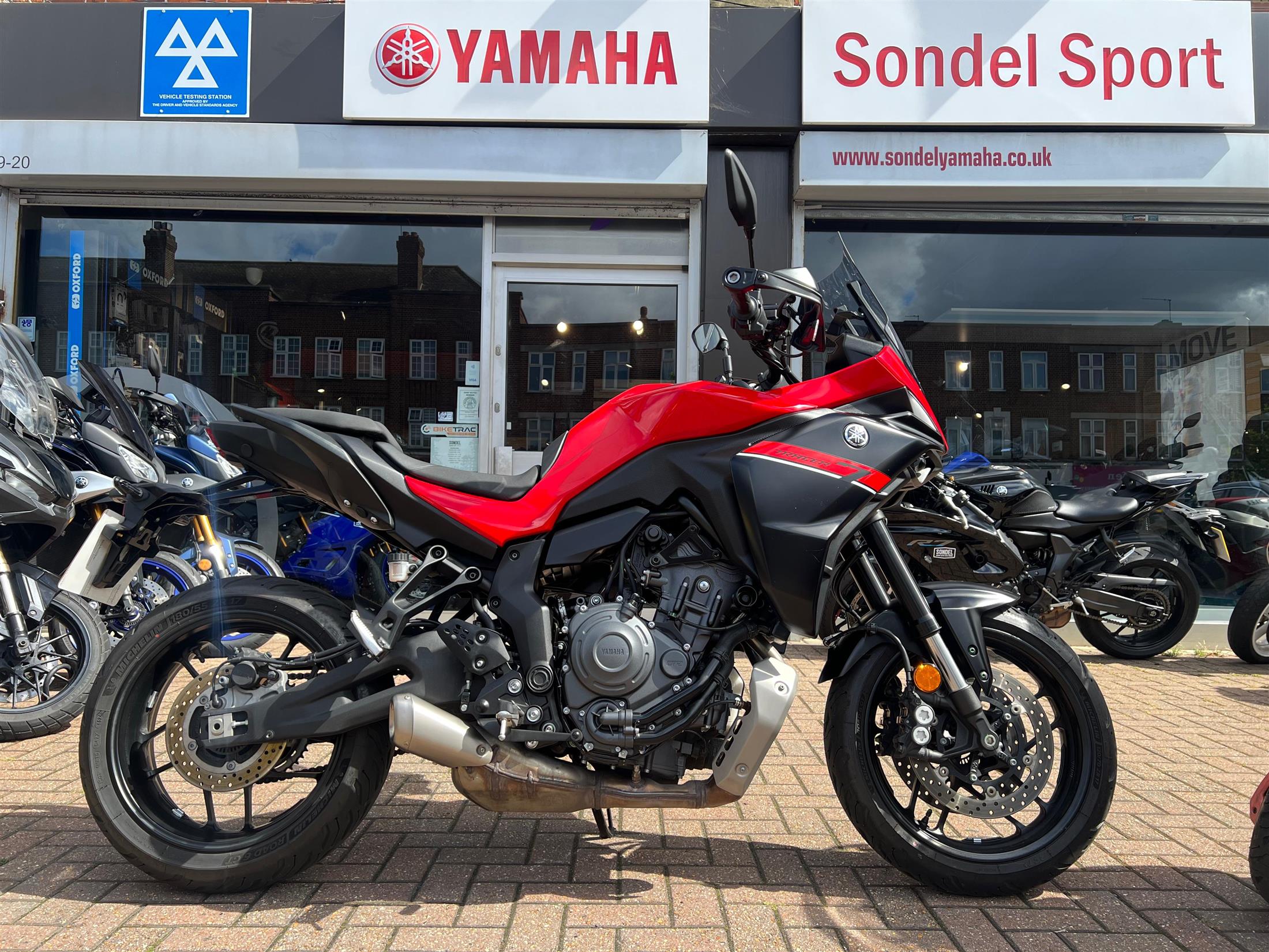 YAMAHA TRACER 7 YAMAHA TRACER 7