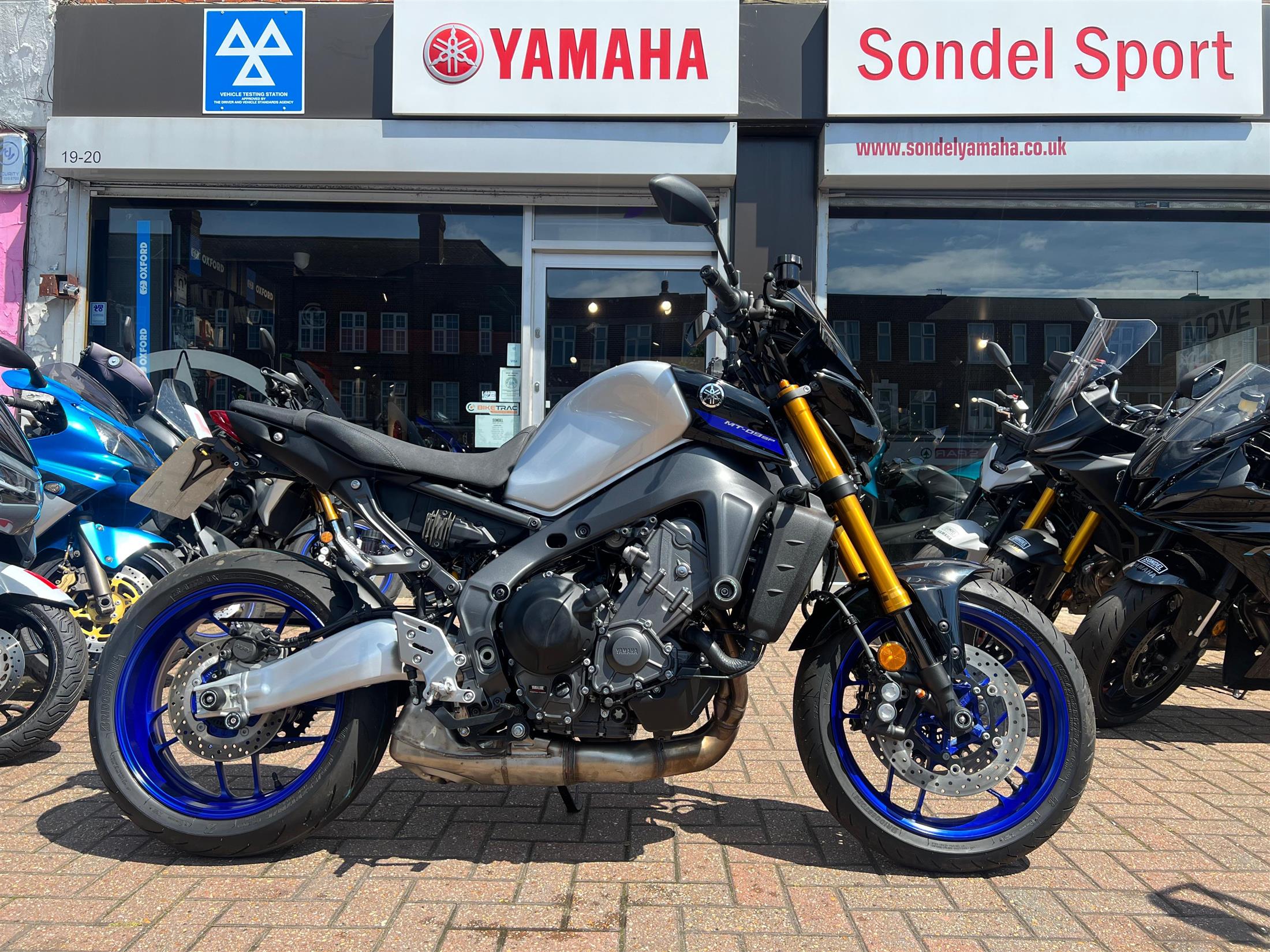 YAMAHA MT09 SP YAMAHA MT09 SP