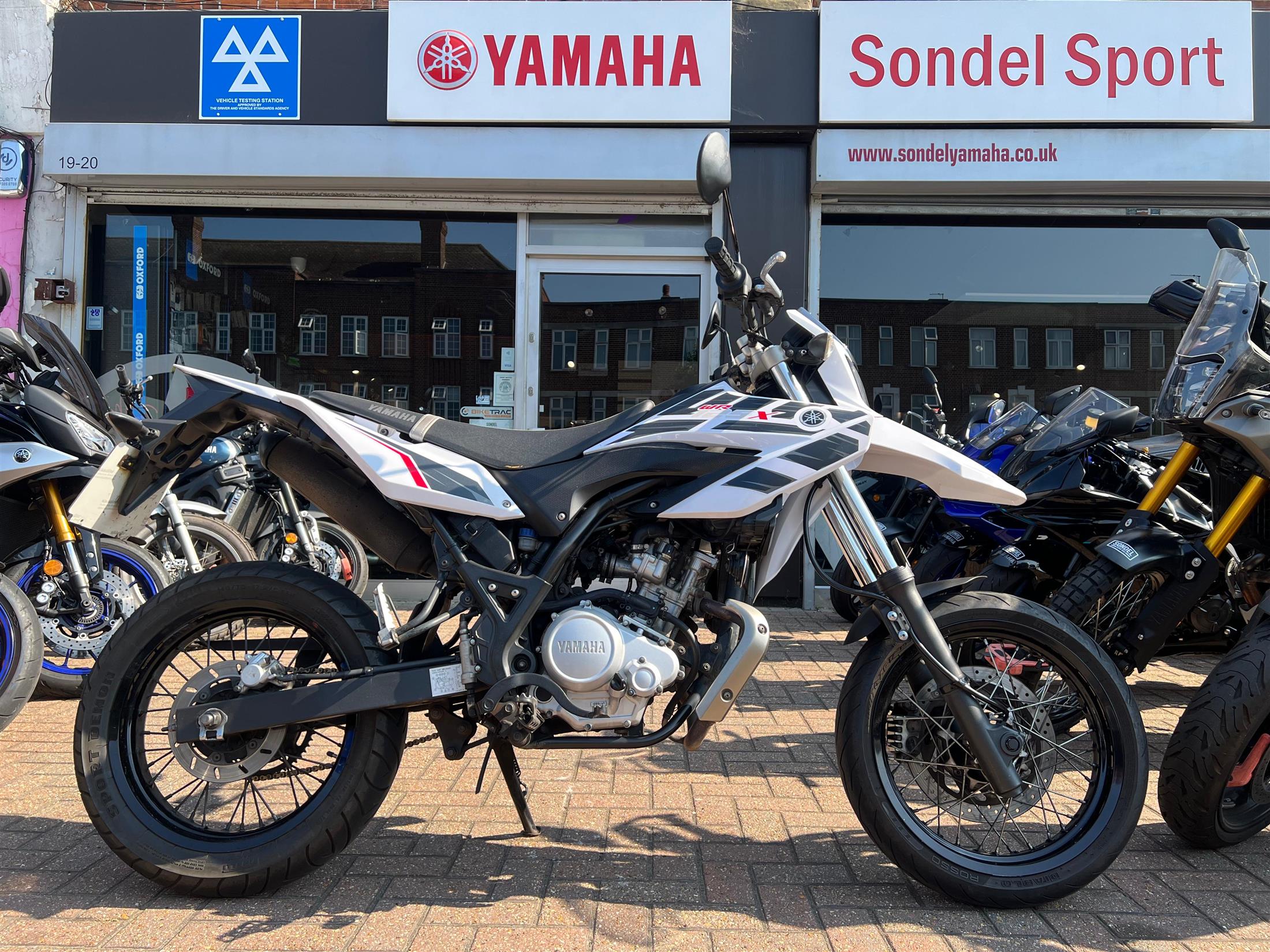 YAMAHA WR125X YAMAHA WR125X
