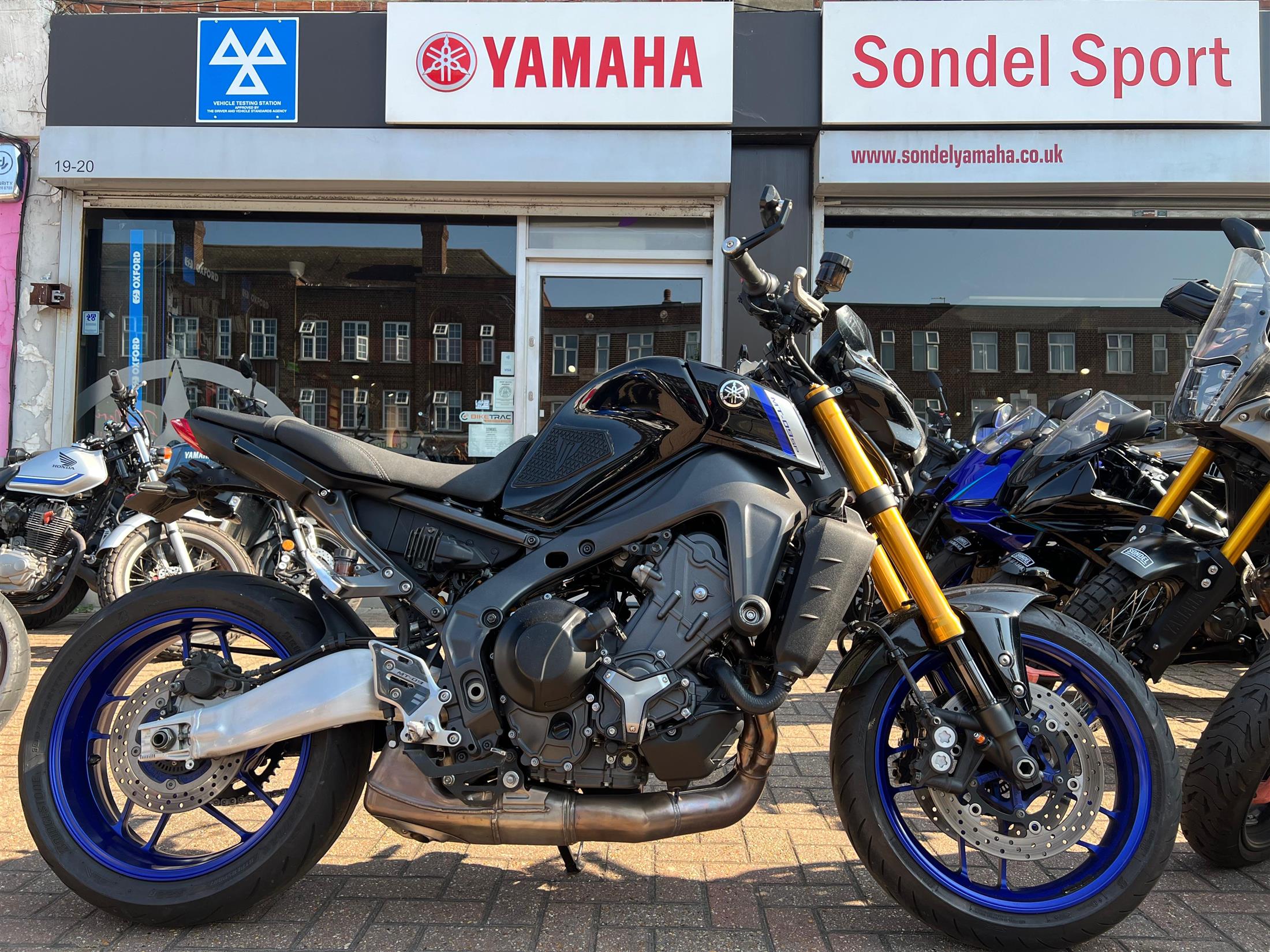 YAMAHA MT09 SP YAMAHA MT09 SP
