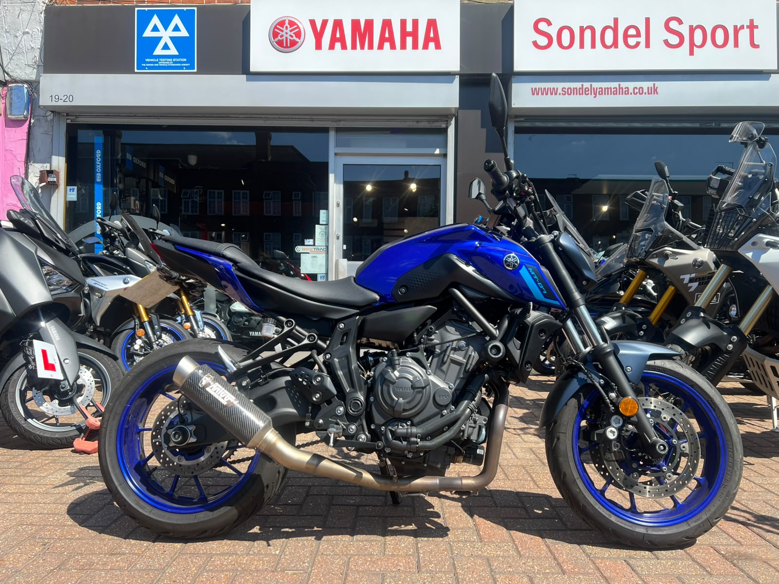 YAMAHA MT07 YAMAHA MT07