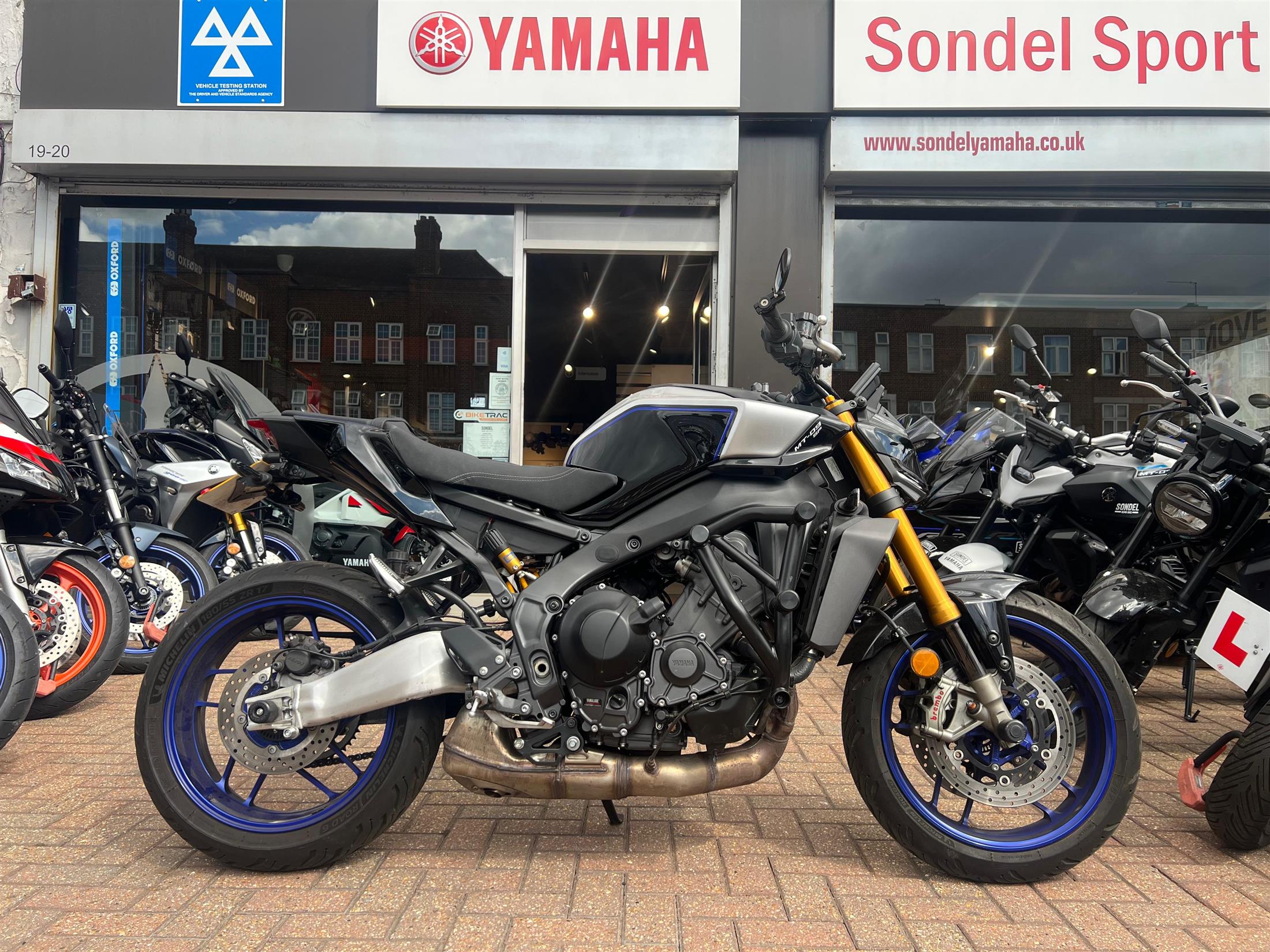 YAMAHA MT09 SP