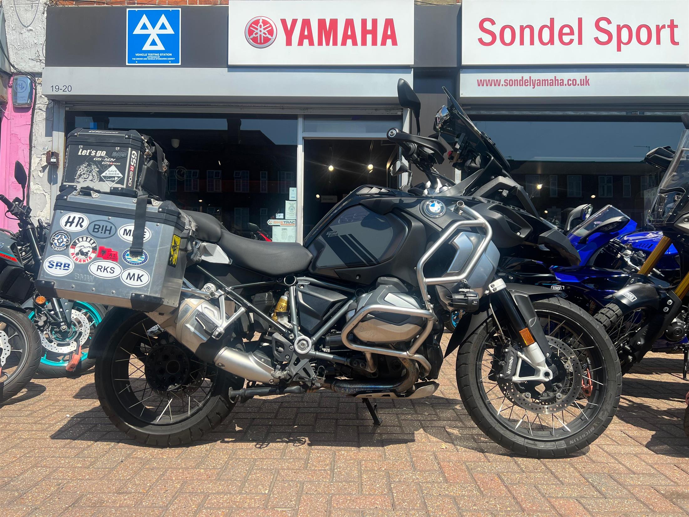 BMW R 1250 GS ADVENTURE TE TRIPLE BLACK BMW R 1250 GS ADVENTURE TE TRIPLE BLACK
