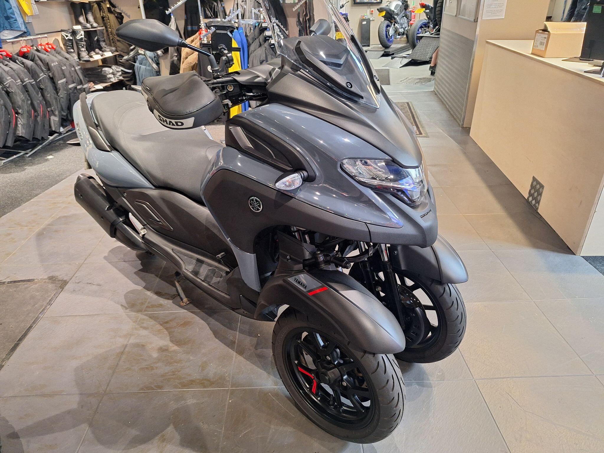 2024 Yamaha Tricity 300