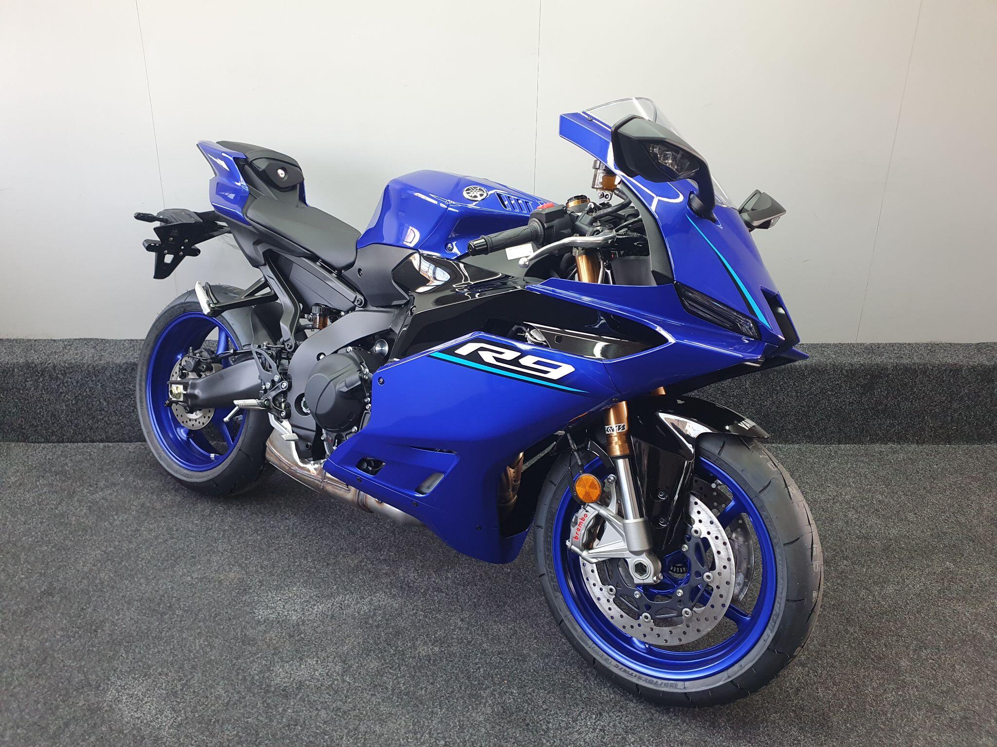 New Yamaha R9