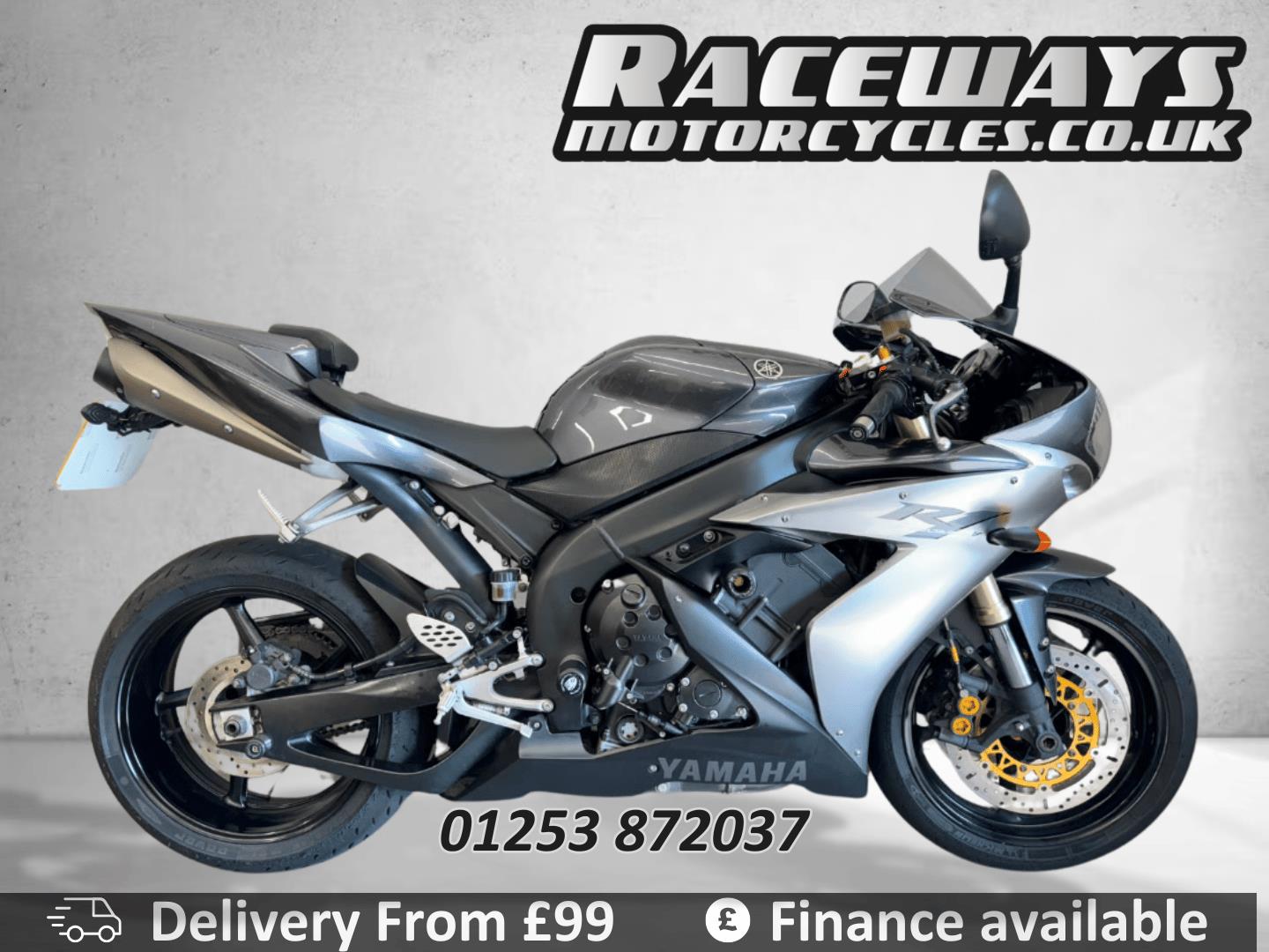 2004 YAMAHA YZF-R1