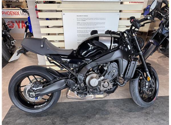 YAMAHA XSR900