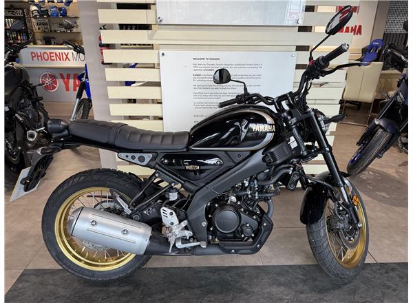 YAMAHA XSR125 LEGACY