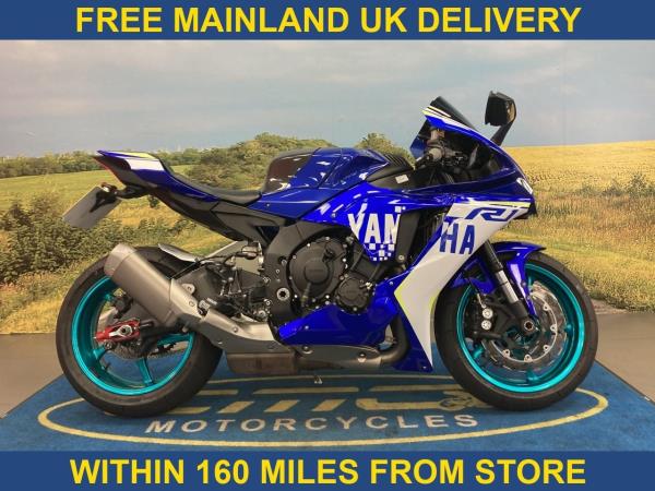 Yamaha R1 YZF R1