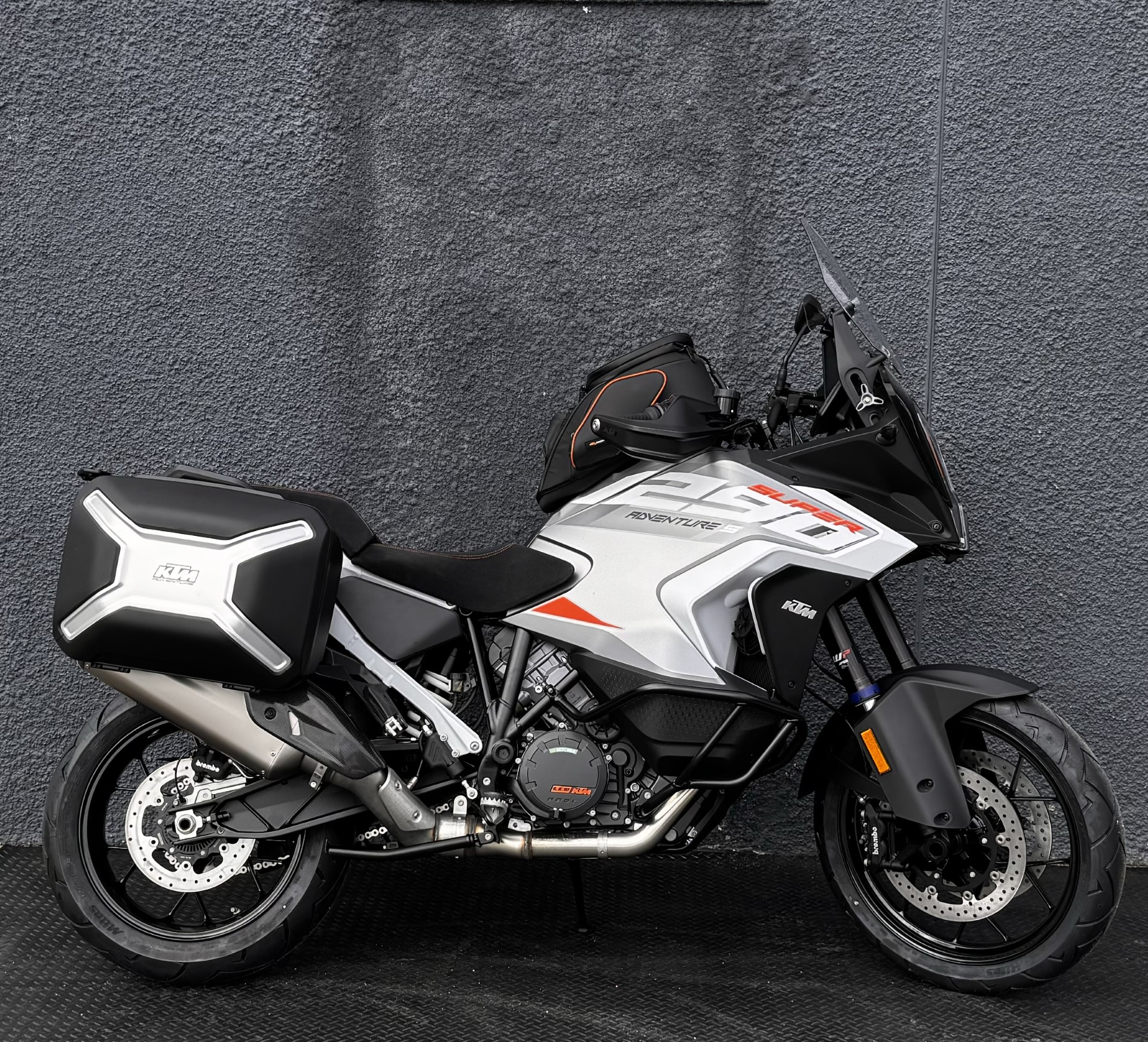 KTM 1290 ADVENTURE S 2024 MODEL