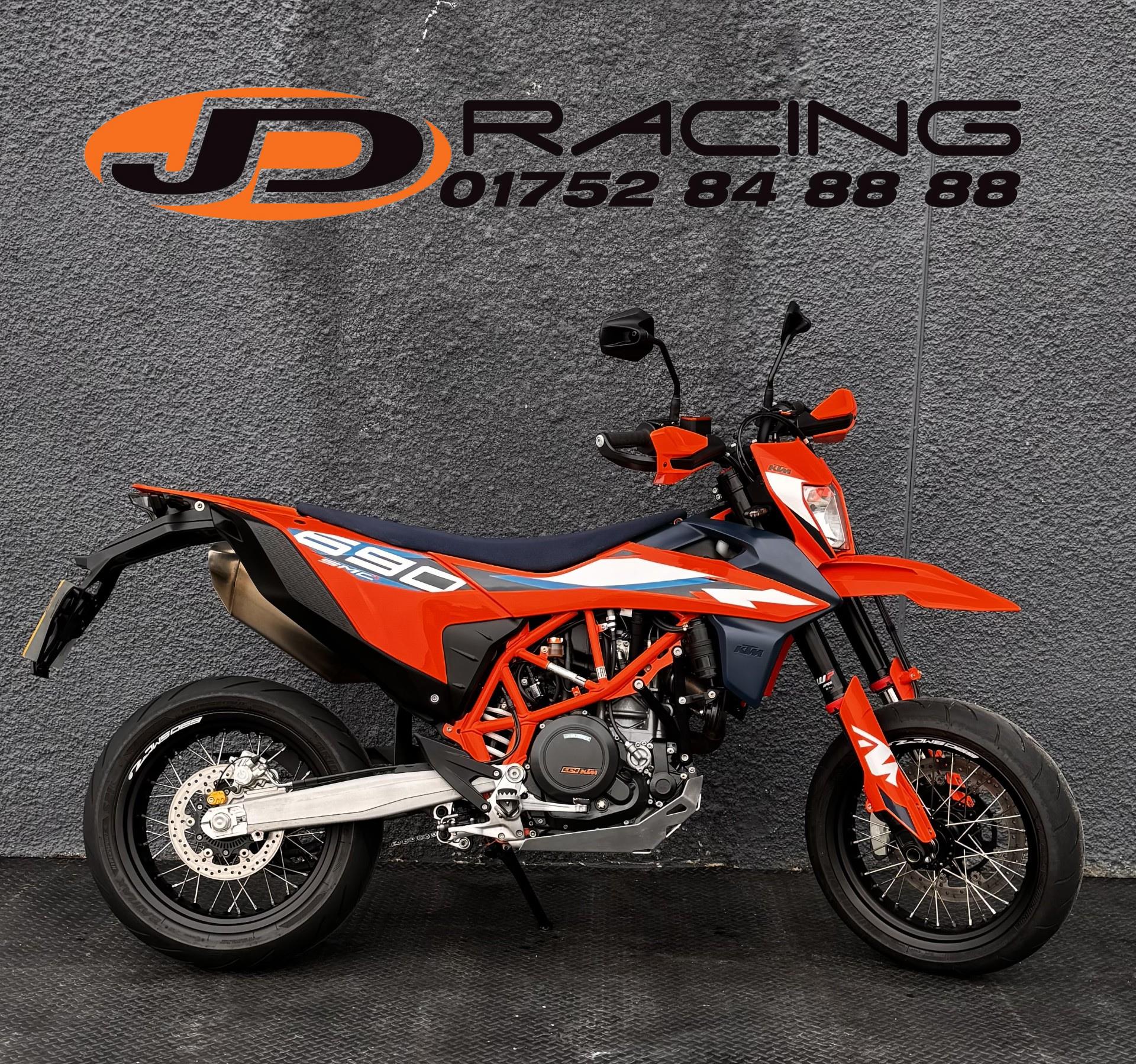 KTM 690 SMC R