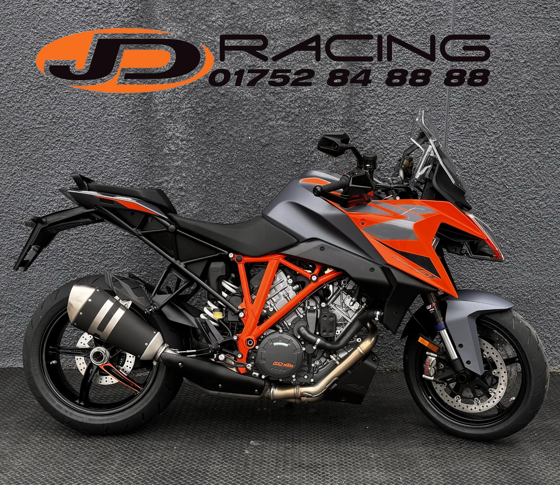 KTM 1290 SUPER DUKE GT