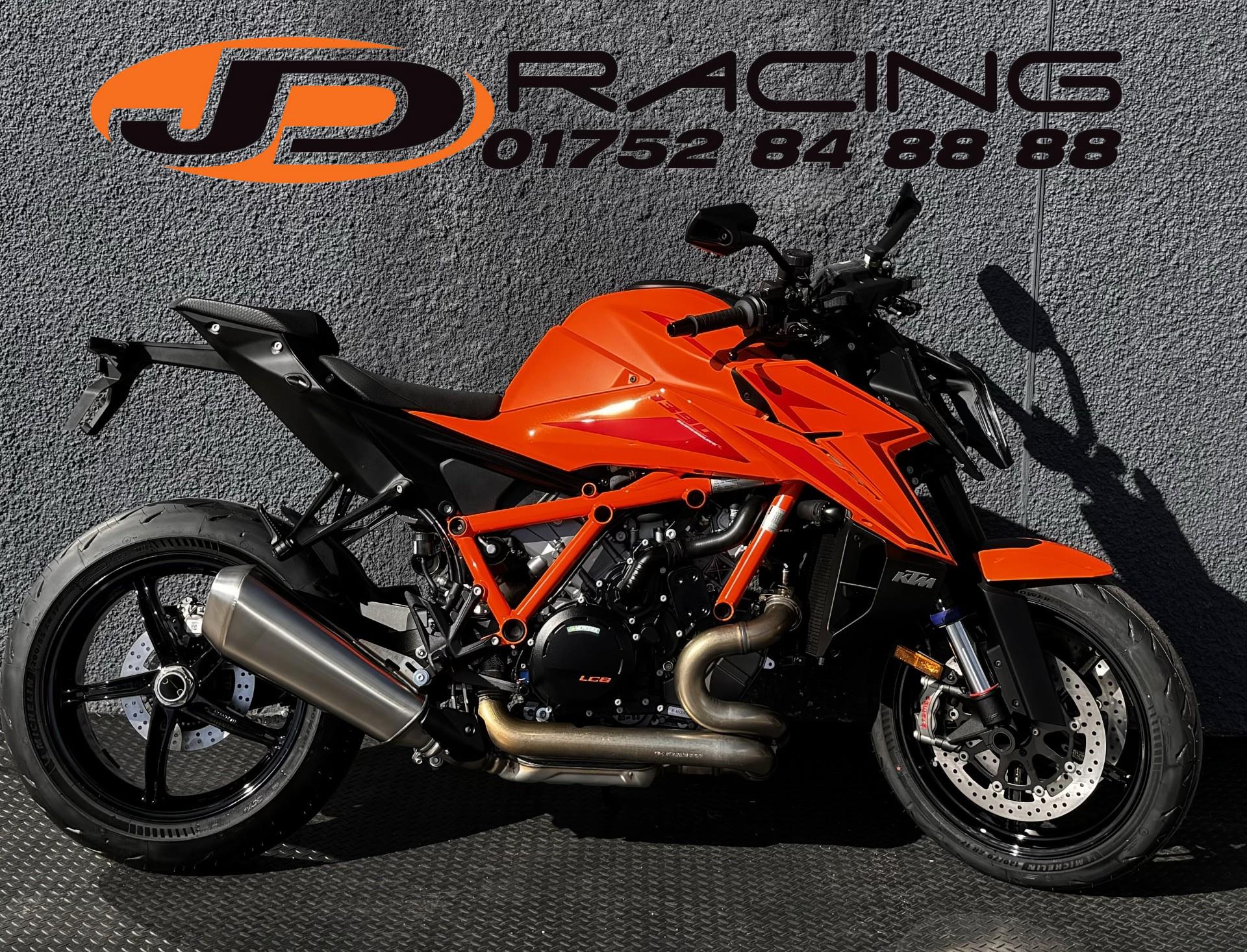 KTM 1390 SUPER DUKE R EVO