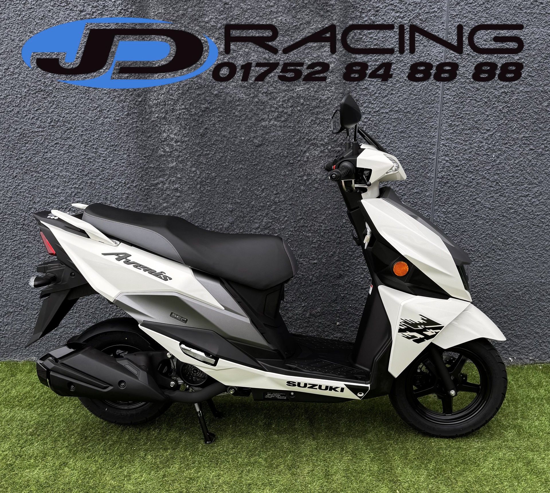 SUZUKI AVENIS 125