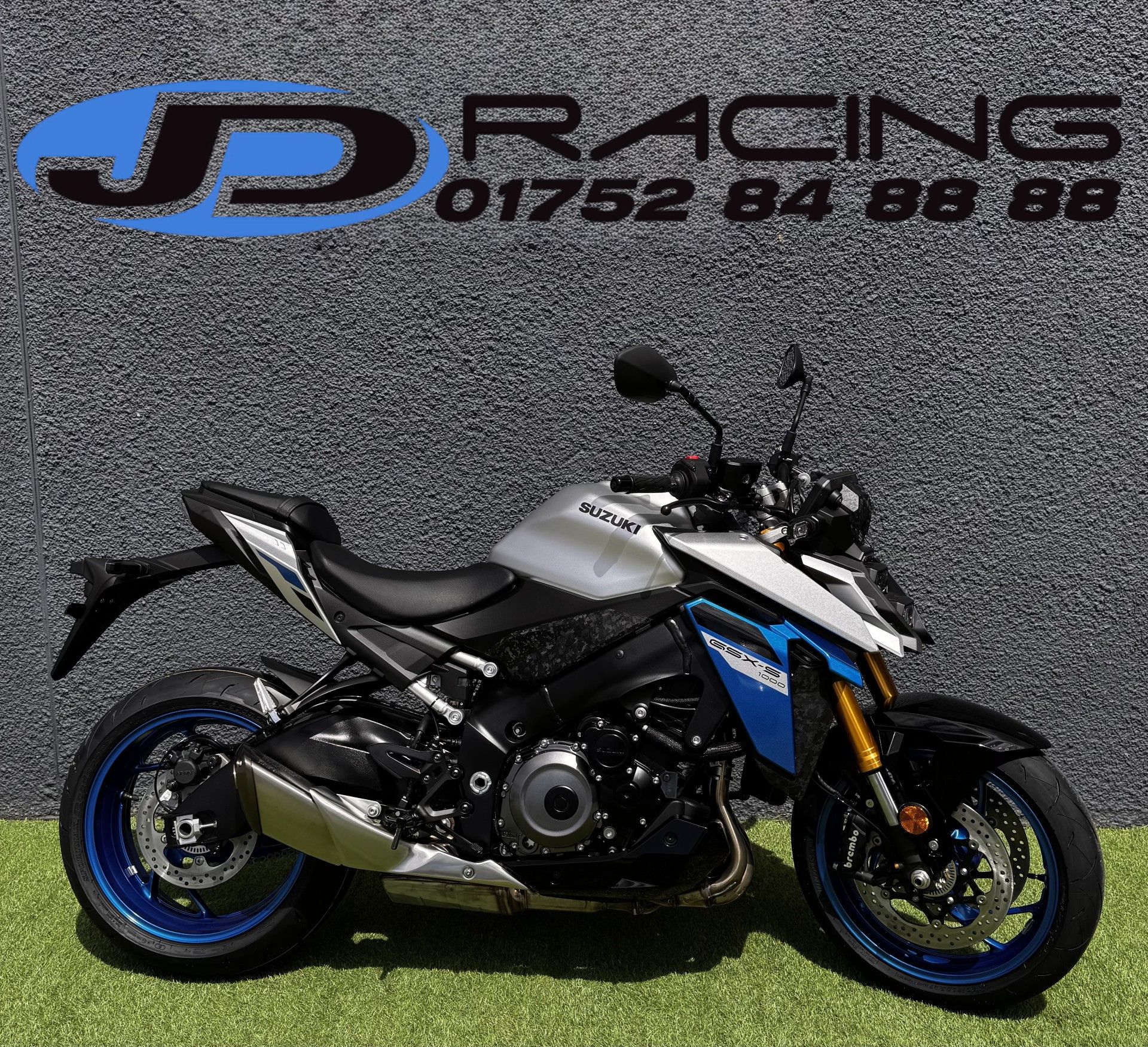 SUZUKI GSX-S1000