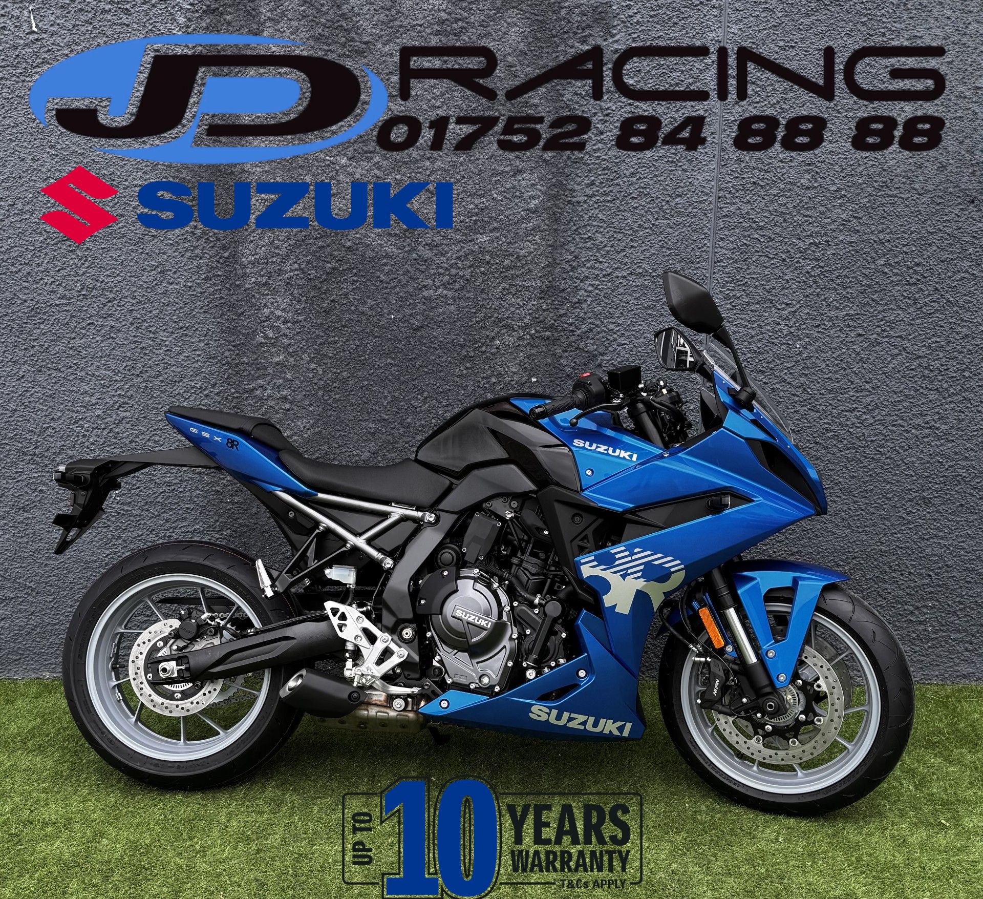 SUZUKI GSX-8R
