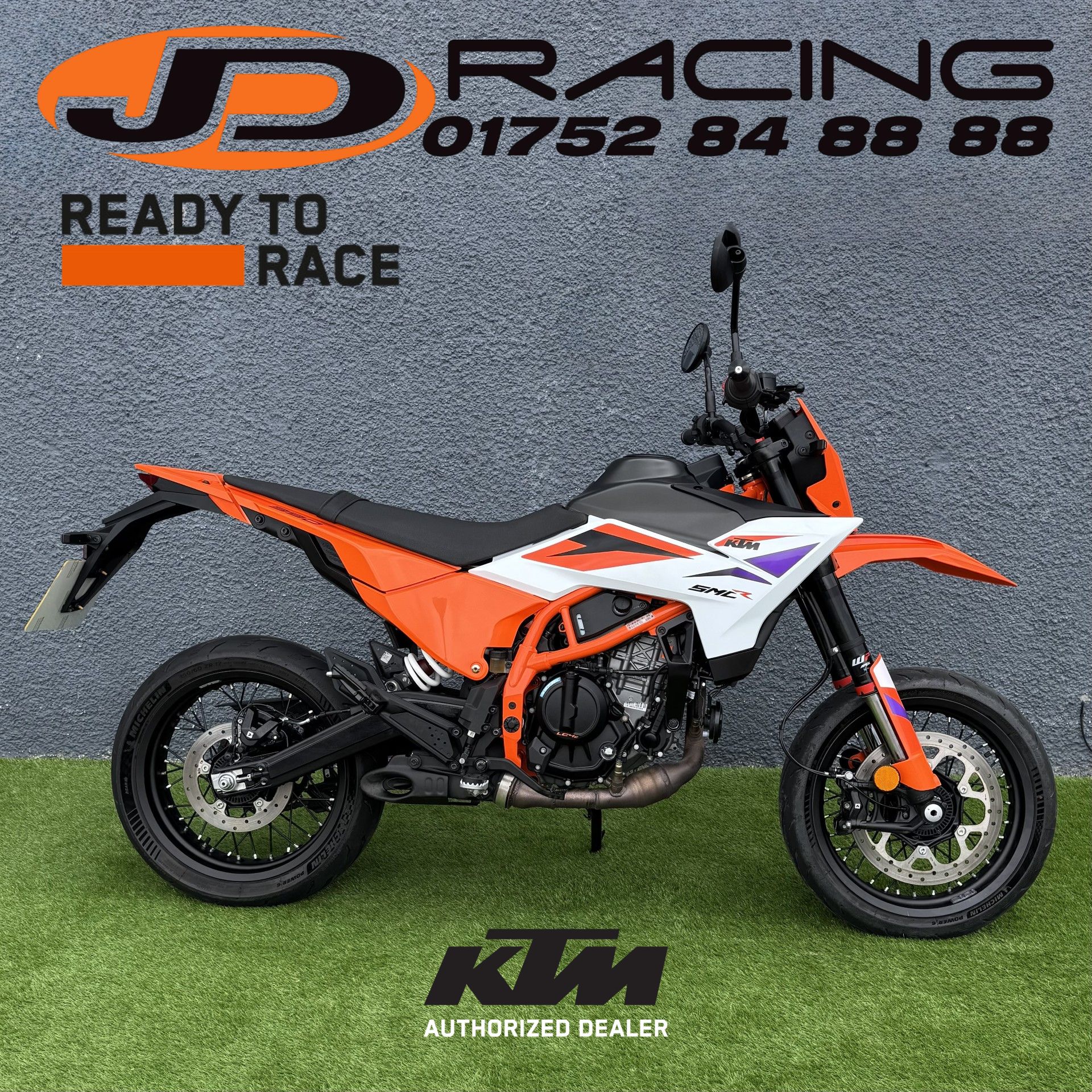 KTM 390 SMC R