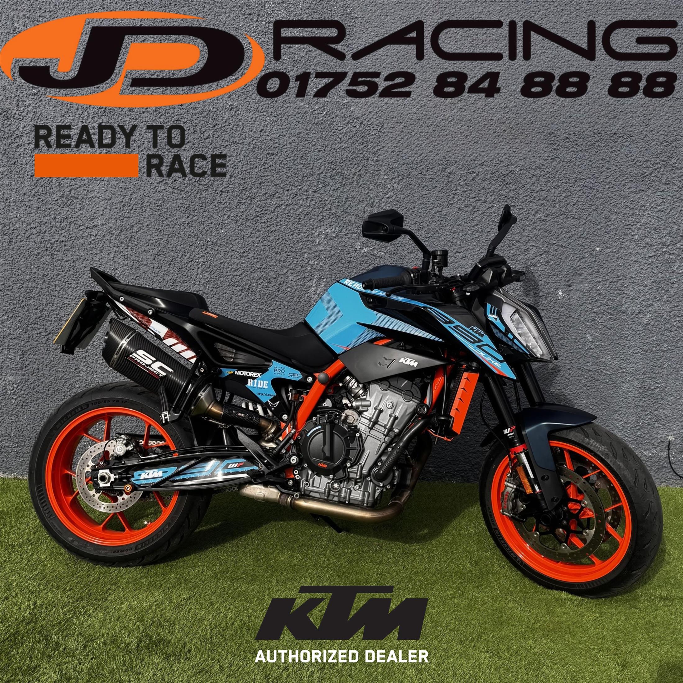 KTM 890 DUKE R