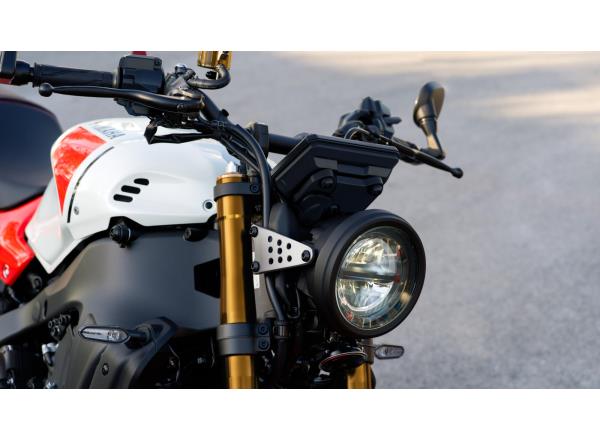 Signature XSR full LED lighting