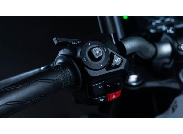 New intuitive switchgear and self-cancelling turn 