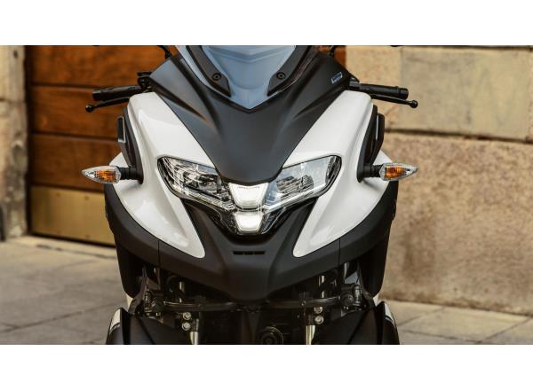 Lightest in class / Great autonomy