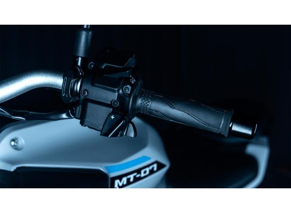 A new era of riding with Y-AMT and Cruise Control