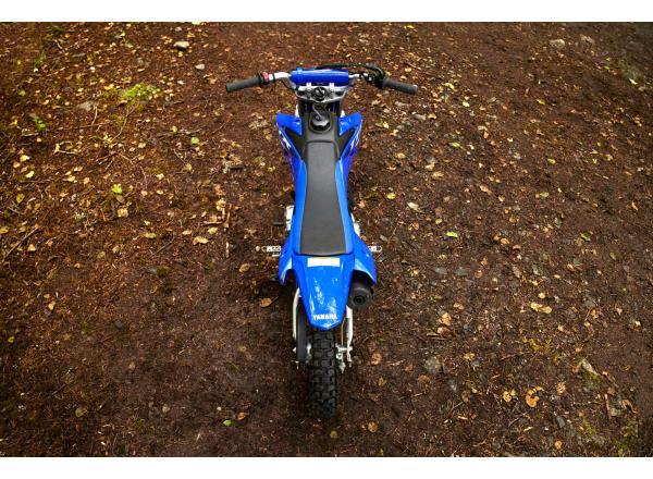 Sharp and lightweight motocross-style bodywork