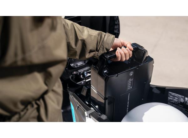 Removable Yamaha lithium-ion battery