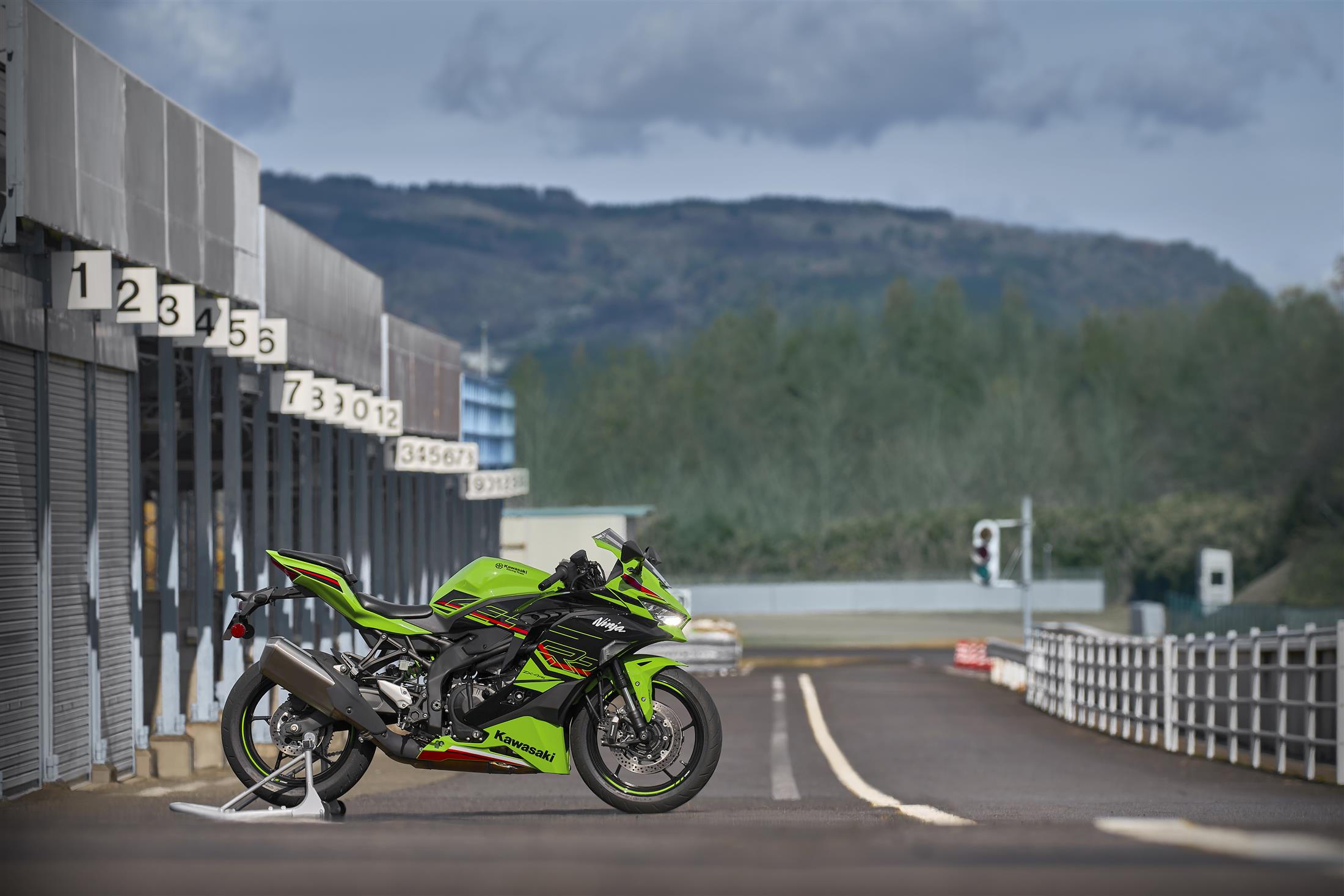 New 2024 Ninja ZX-4RR due in September