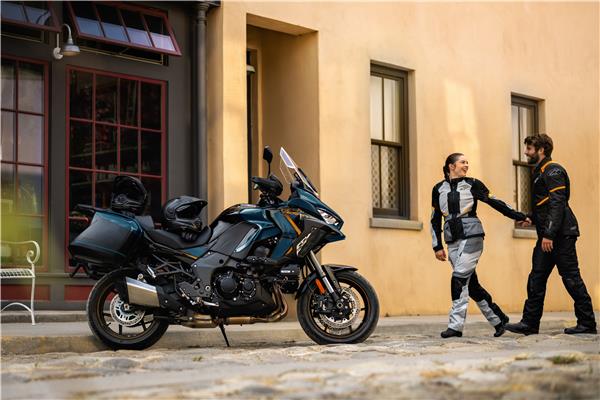 Versys 1100 new season colours unveiled