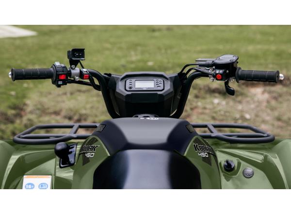 Handlebar mounted LCD dashboard