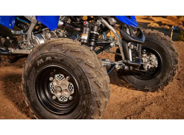 Lightweight aluminium wheels and calipers