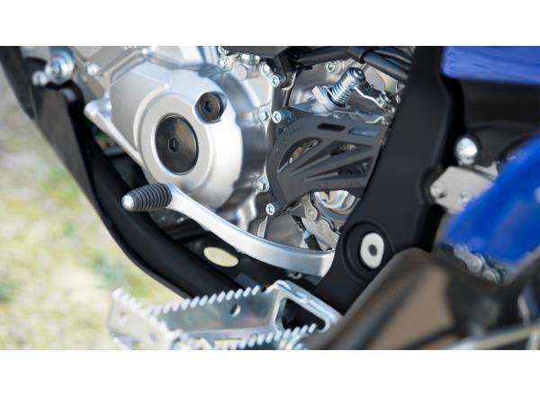Slick-shifting transmission
