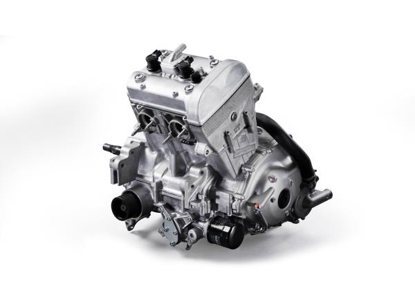 Powerful 999cc parallel twin engine