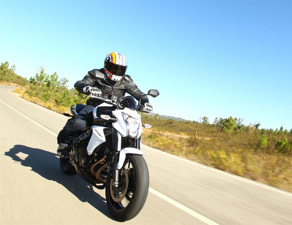 MCN – ER-6n sets new standard