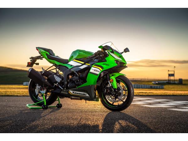 ニンジャスピナー　6box New Kawasaki Ninja ZX-6R - Bournemouth Kawasaki